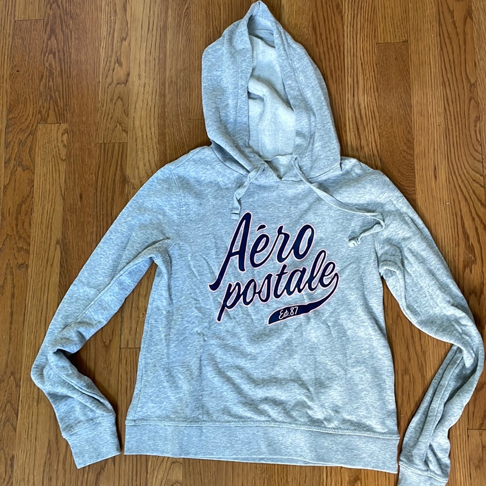 Aeropostale Sz sm light gray hoodies with blue and pink logo EUC
